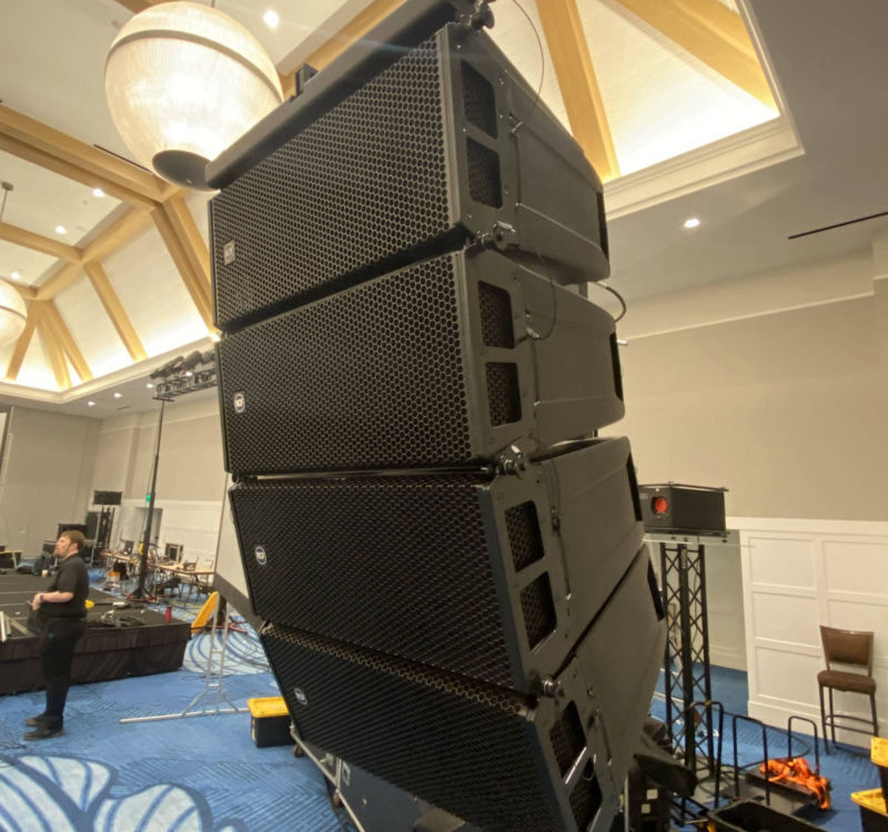 RCF HDL6 line array for corporate event